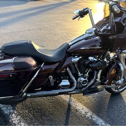 2019 Harley Davidson FLHTR Road Glide