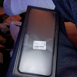 OnePlus  n200 5g ( METRO BY T-MOBILE)