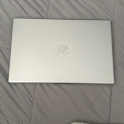💻 HP Touchscreen Laptop ( Price Negotiable) 