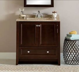 Glacier Bay
Delridge 31 in. Single Sink Chocolate Bath Vanity with Caramel Cultured Marble Top (Assembled)