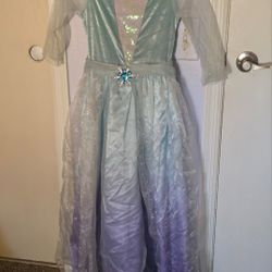 GIRLS FROZEN ELSA COSTUME DRESS W/HOOP LONG  (SIZE 7/8)