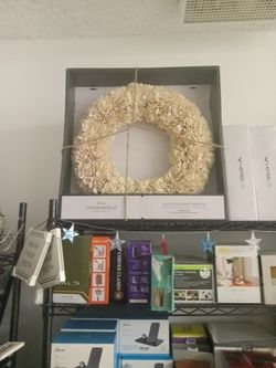 SHOLA FLOWER WREATH