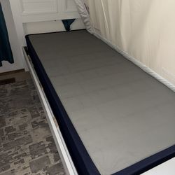 Twin  box spring