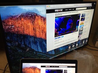 New 39" with small crack in screen