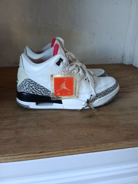 Jordan 3 Cement Size9.5 *No Box*