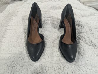 Black Leather Block Heel Pump Heels Size 6