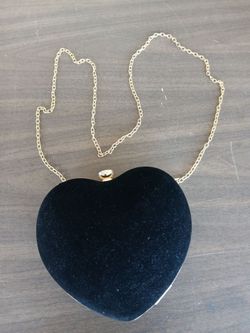 Black harto shaped velvet velour clutch purse evening bag