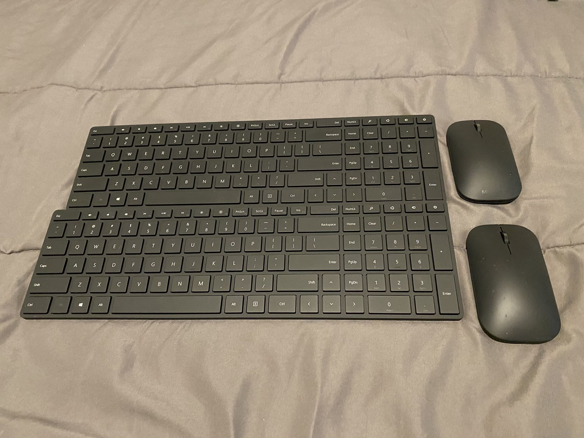 Microsoft Wireless Designer Keyboard and Mouse New w/o Box