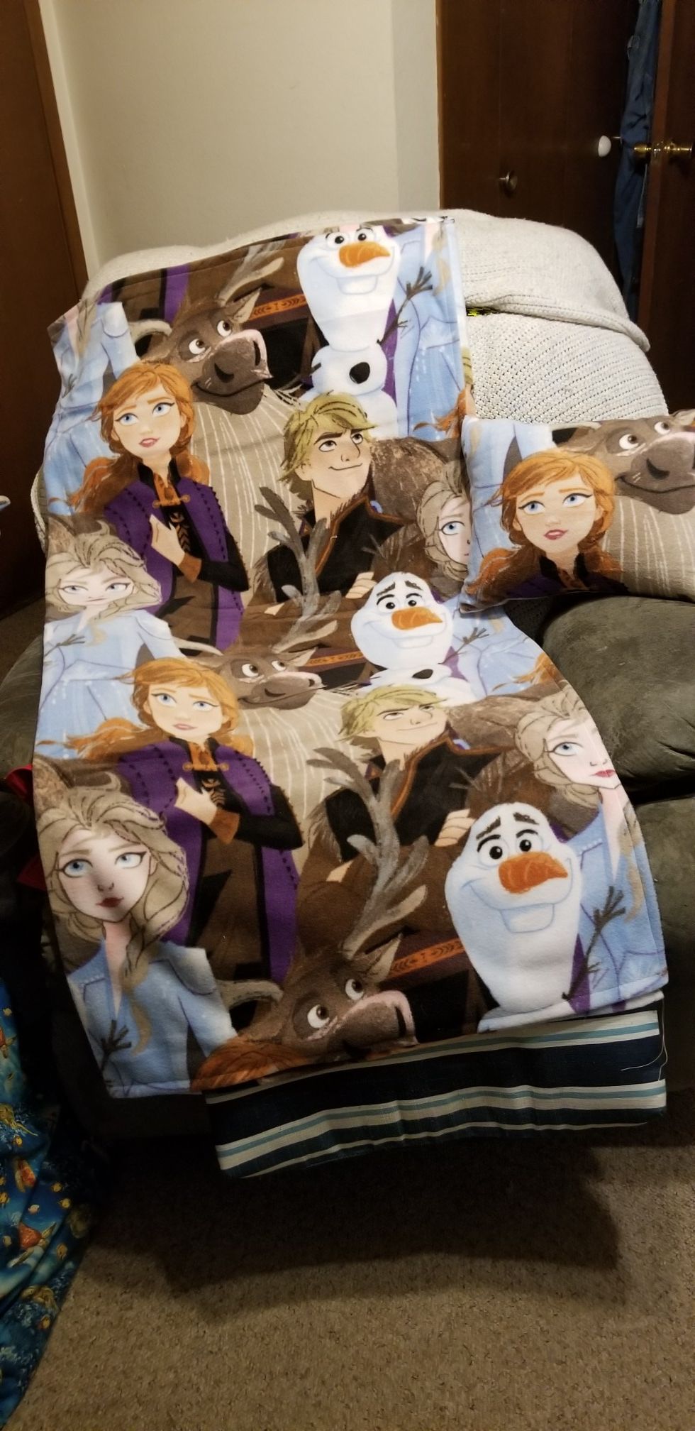 Frozen II Blanket/Pillow ser