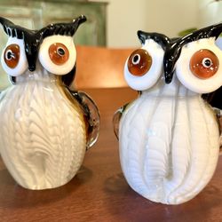 2 MCM Murano Style Hand Blown Art Glass Owl Figurines Paperweights 