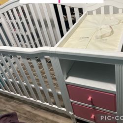 Baby Crib 4 In 1