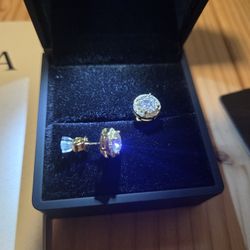 2CT VVS1 Moissanite Halo Studs - 18K  Gold Finish (Passes Tester)