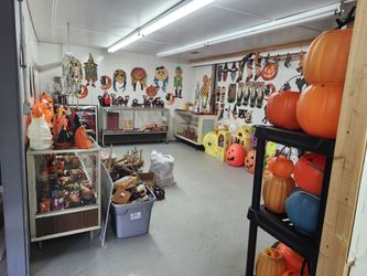 Calling All Halloween Collectors!!!