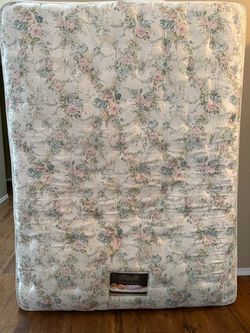 Queen size mattress and Box Spring