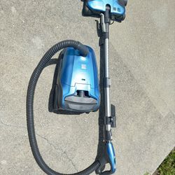  Kenmore “Pet Friendly” Vacuum + Anti-Bacterial Bags – Like New! 