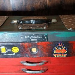 TOOL BOX WITH TOOLS 