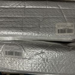 Secure Your Battery in Your Car Set for Toyota (brand new in package)