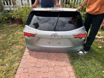 2014-2019 TOYOTA HIGHLANDER TAILGATE 👉👉ASK FOR PRICE