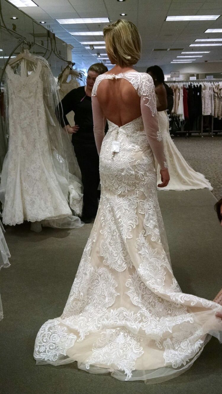 Beautiful Wedding dress!