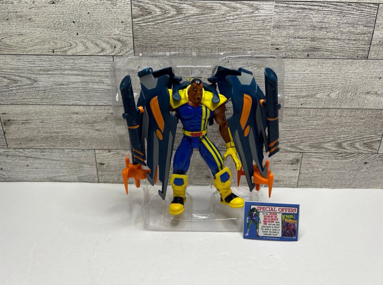 Marvel Comics X-Men Missle Flyers "Future Bishop" with Transforming Wing Attack 