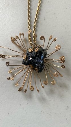 Vintage star burst raw moissanite necklace