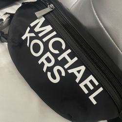 Riñonera Michael Kors 
