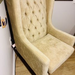 Side Sitting Chair