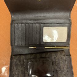 MK Wallet With Pen 