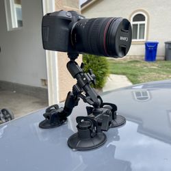 Delkin Fat Gecko Triple Suction Car Mount 