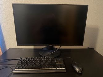 Acer gaming 27 inch monitor with steel series keyboard and Logitech mouse