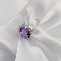 Vintage Amethyst Sterling Silver Solitaire Ring