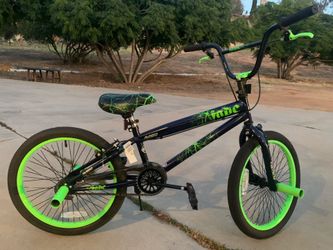 Avigo Fade Freestyle BMX Bike 20”