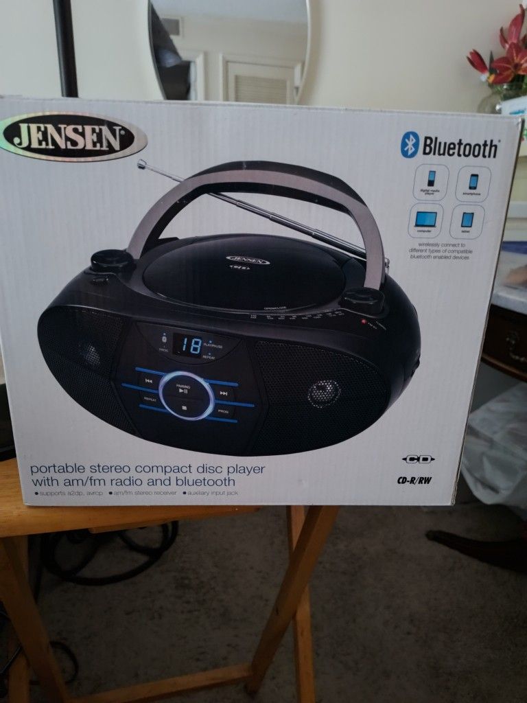 JENSEN CD PLAYER