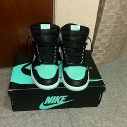 Green Glow Jordan 1s