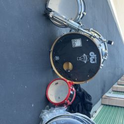 4pc Drum Set (805 Snare) 