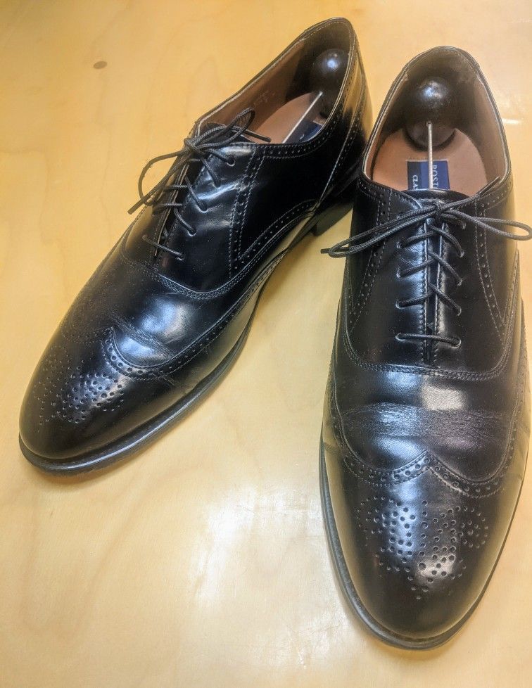 Bostonian wingtips - black, narrow