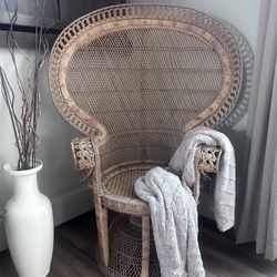 Emmanuelle Peacock Chair