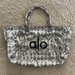 ALO TOTE BAG