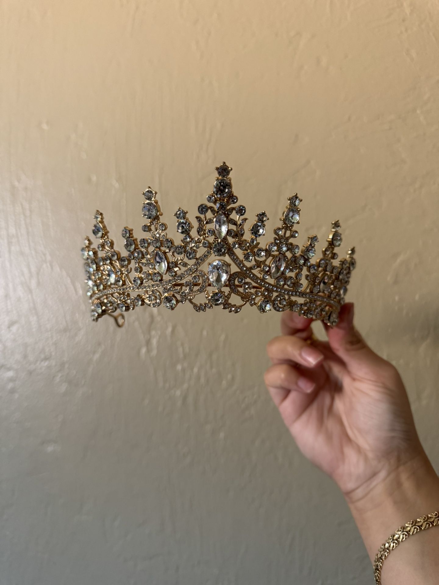 Gold Quince Crown