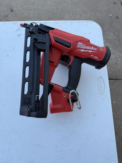 📌Milwaukee M18 FUEL 18-Volt Lithium-Ion Brushless Cordless Gen II 16-Gauge Angled Finish Nailer (Tool-Only)👉PRECIO FIRME NO MENOS👉$195
