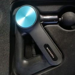 Teragun Deep Tissue Massager/  Facia