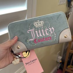 Juicy Couture Dreamy Crown Rhinestone Wallet: BRAND NEW