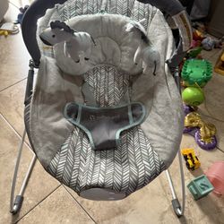 Babytrend Trend EZ Bouncer