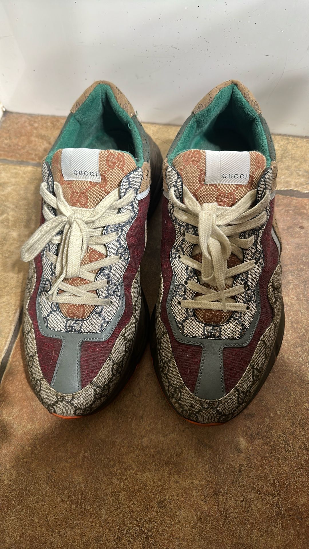 GUCCI MENS RUNNERS SIZE 11