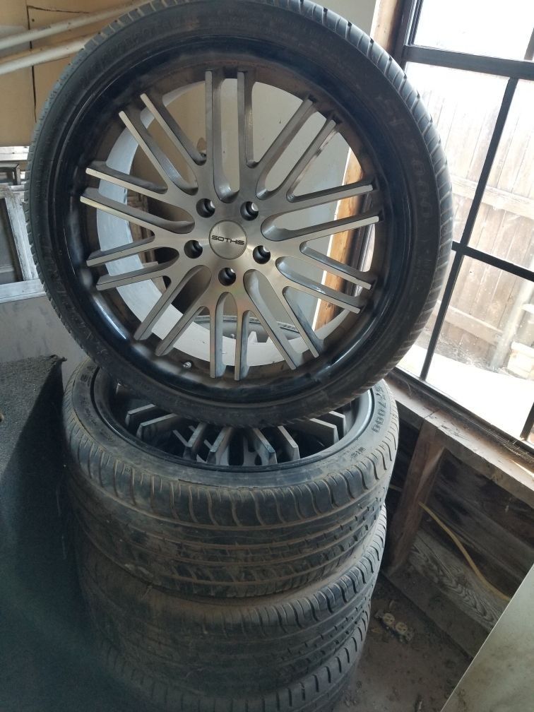 245/35ZR20 tires Rims still like new for Sale in Odessa, TX OfferUp