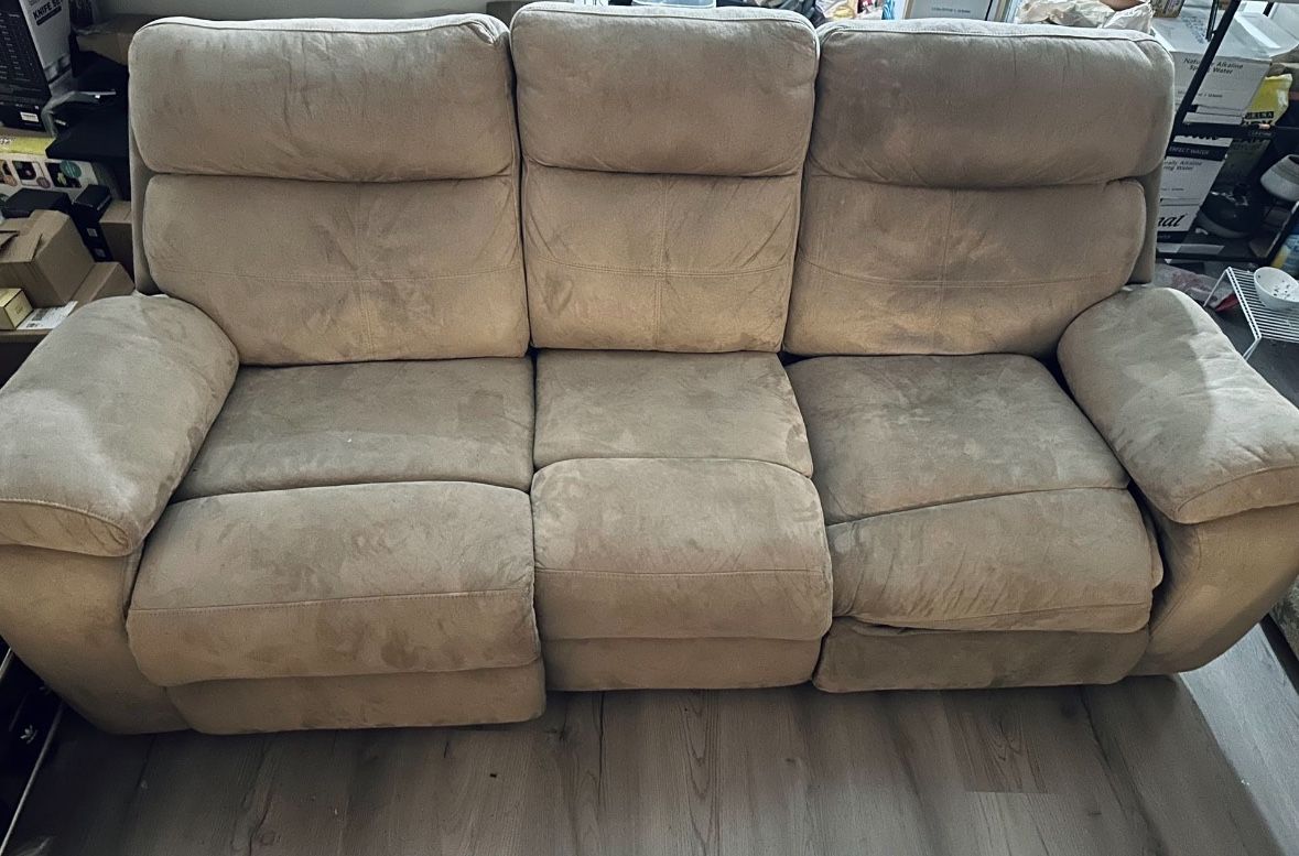 Recliner Sofa/Couch