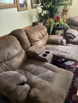 Sectional couches