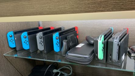 Nintendo switches w/docks