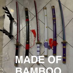 NEW 30in ANIME COSPLAY RORONOA ZORO BAMBOO SWORDS (SET OF 3 with Stand)