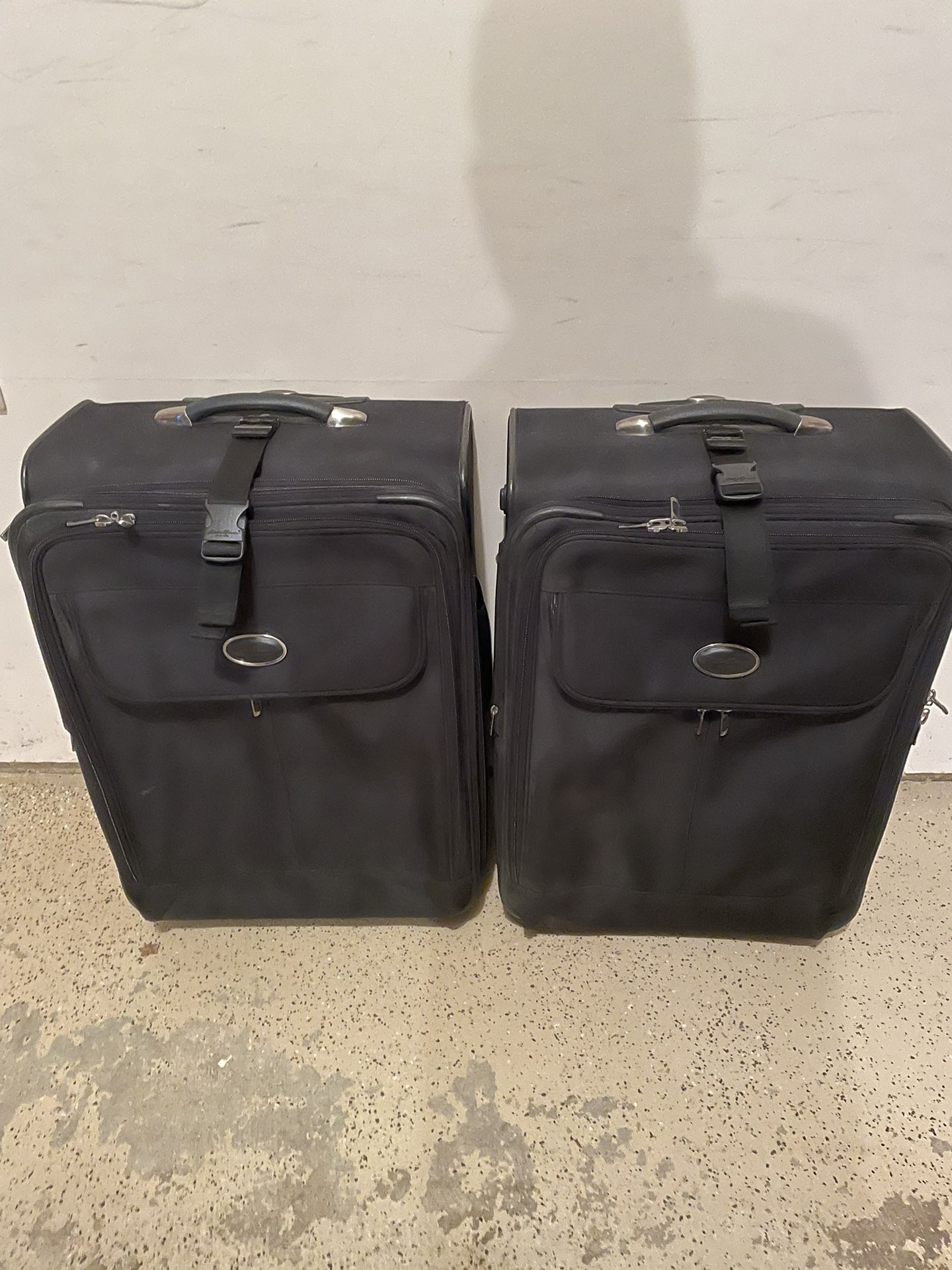 Suitcases - Eddie Bauer ~ Great For Family Travel